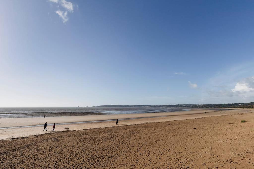 Beach On The Doorstep Meridian Tower Marina Swansea Apartment Exterior foto