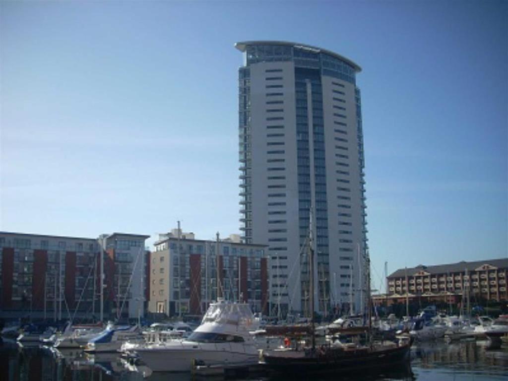 Beach On The Doorstep Meridian Tower Marina Swansea Apartment Exterior foto